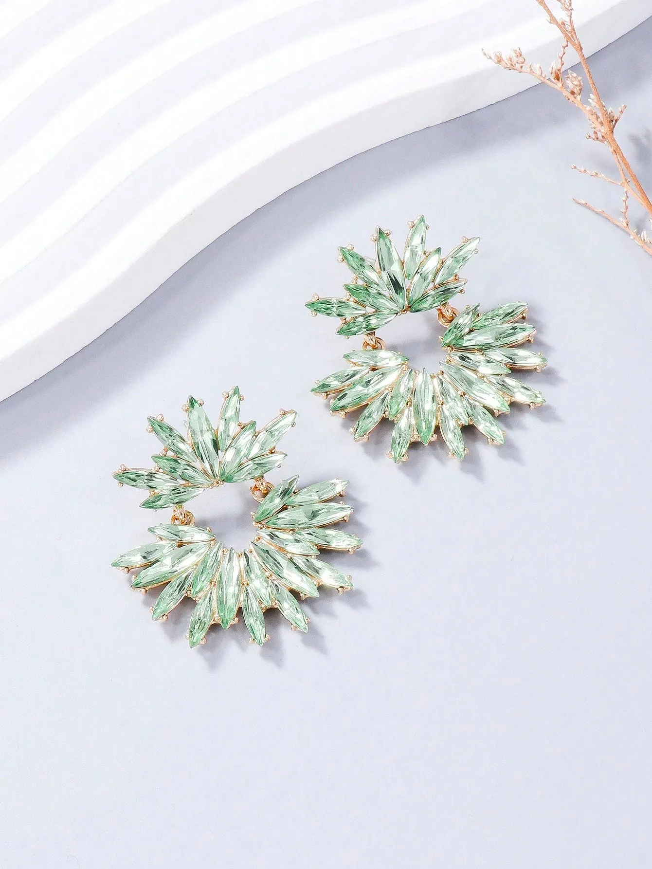 1pair Glamorous Rhinestone Decor Flower Shaped Drop Earrings For Women For Daily Decoration