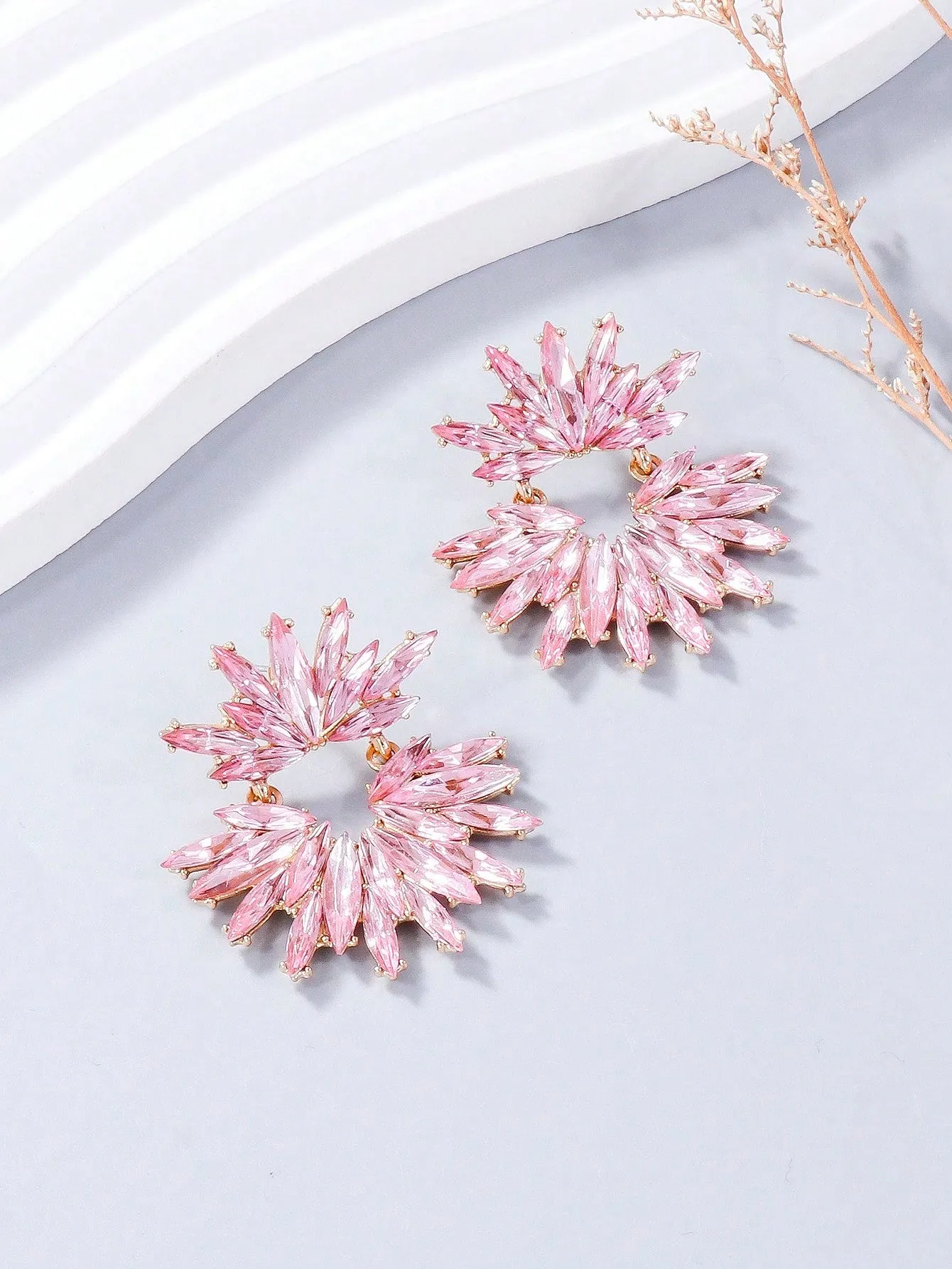 1pair Glamorous Rhinestone Decor Flower Shaped Drop Earrings For Women For Daily Decoration