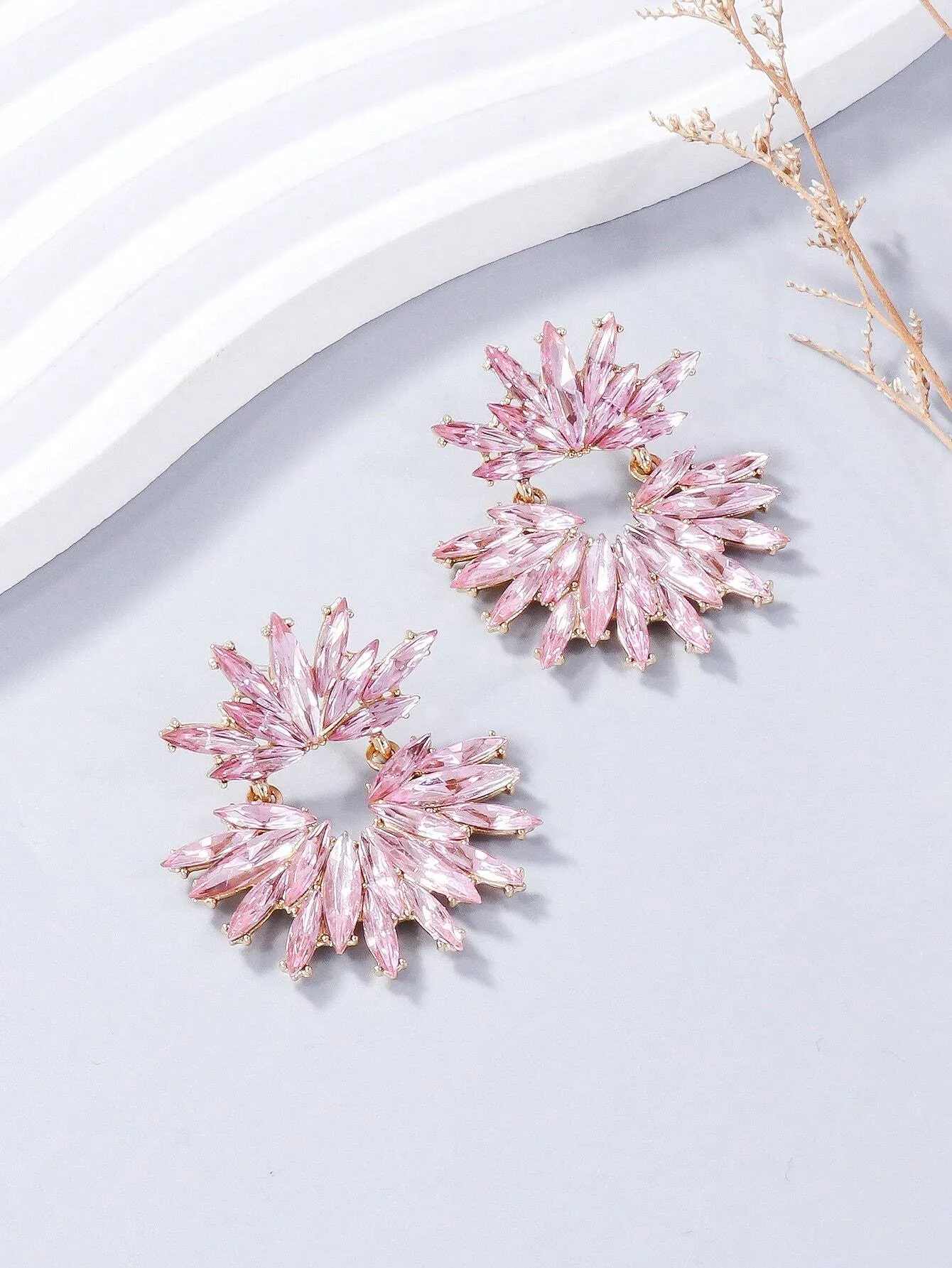 1pair Glamorous Rhinestone Decor Flower Shaped Drop Earrings For Women For Daily Decoration