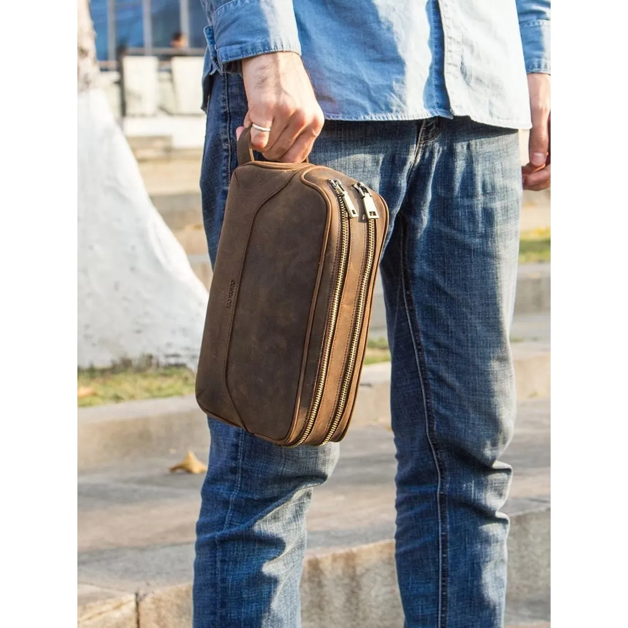 CowLuxe Stylish Leather Men's Utility Bag
