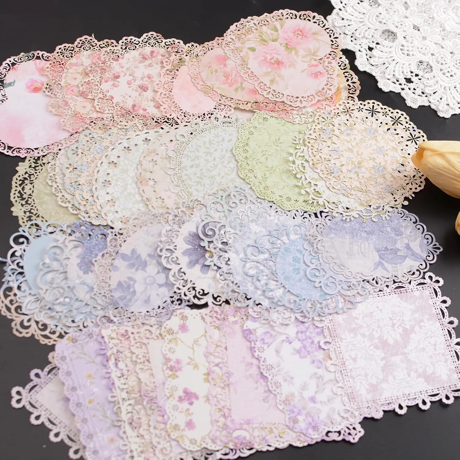Vintage Scrapbook Paper Lace, 40pcs 4 Different Styles Scrapbook Supplies for DIY Cards, Scrapbooks, Photo Frames, Albums, Crafts, Card Making